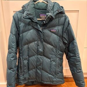 Patagonia Women's Down With It Puffer